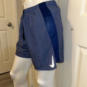 Nike Challenger Shorts 7" BF Dri-Fit Large Men